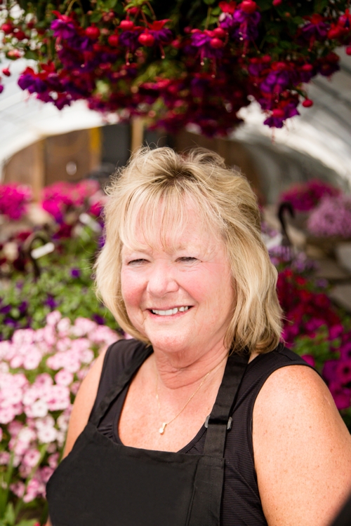 Rose Caris